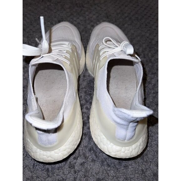 ADIDAS UltraBoost 22 Triple White Womens Sz 6 - Picture 11 of 14